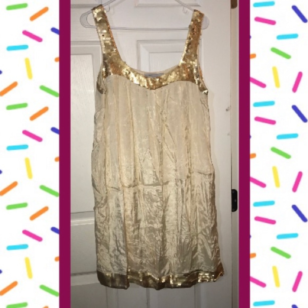 Large Old Navy Ivory Sequin Dress w/ pockets